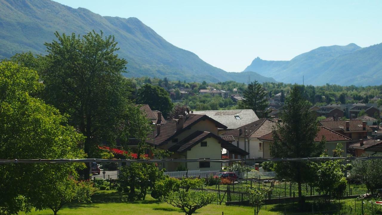 La Casa Dei Nonni Lägenhet Bussoleno Exteriör bild