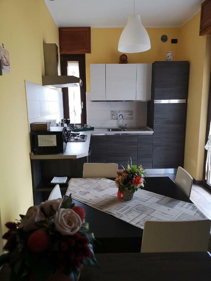 La Casa Dei Nonni Lägenhet Bussoleno Exteriör bild