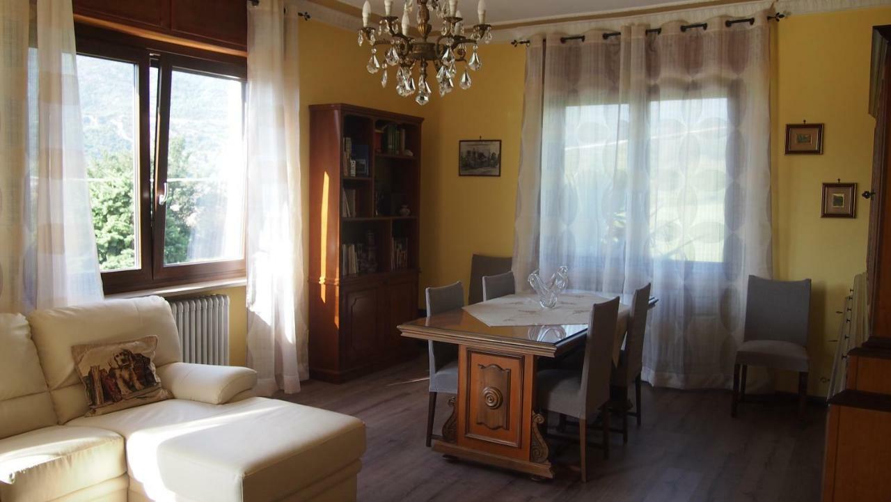 La Casa Dei Nonni Lägenhet Bussoleno Exteriör bild