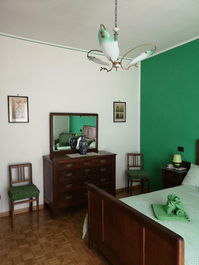 La Casa Dei Nonni Lägenhet Bussoleno Exteriör bild