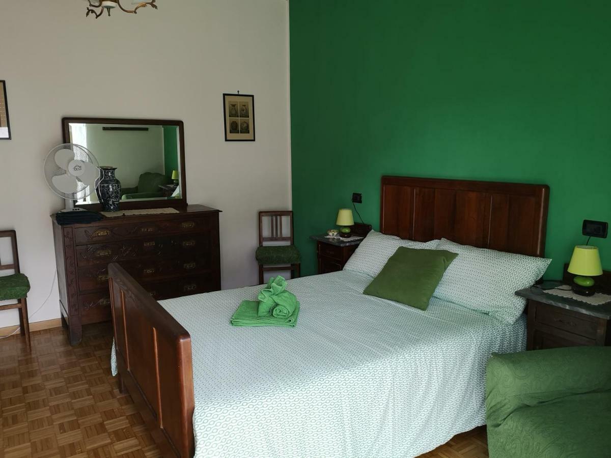 La Casa Dei Nonni Lägenhet Bussoleno Exteriör bild